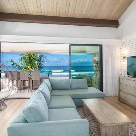 Direct Oceanfront Penthouse Villa